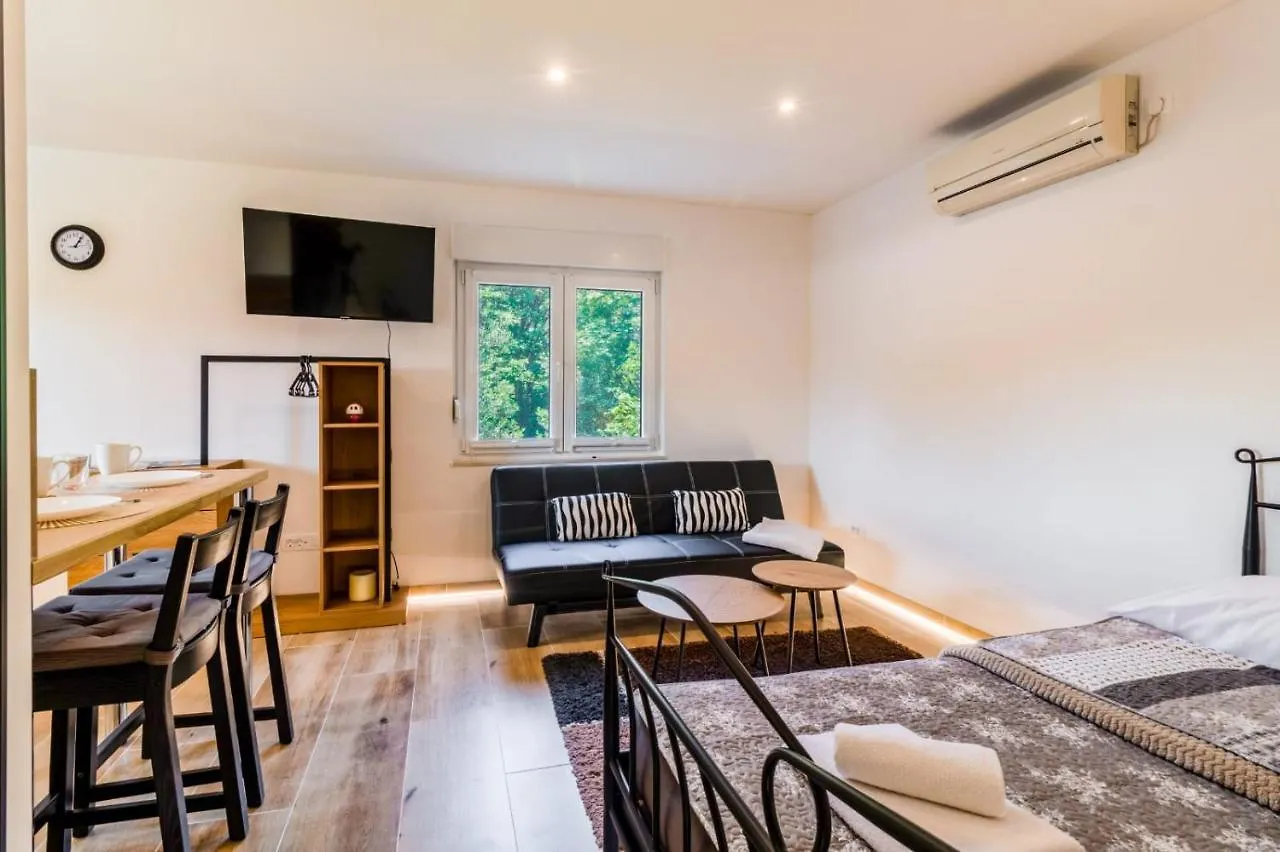 Studio Apartman Dunja Kastela